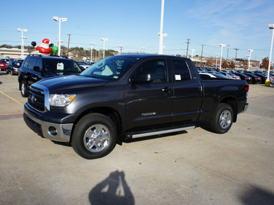 toyota tundra 2012 gray grade gasoline 8 cylinders 2 wheel drive automatic 76116