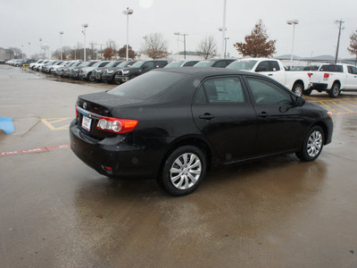 toyota corolla 2012 black sedan le gasoline 4 cylinders front wheel drive automatic 76116