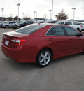 toyota camry 2012 red sedan se gasoline 4 cylinders front wheel drive automatic 76116