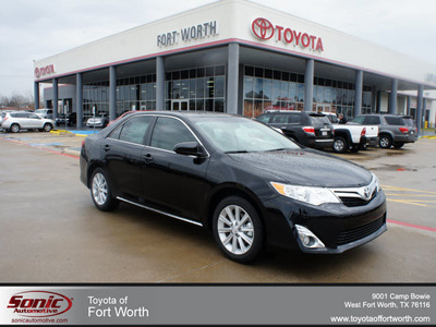 toyota camry 2012 black sedan xle v6 gasoline 6 cylinders front wheel drive automatic 76116