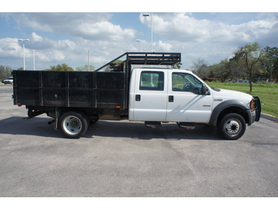 ford f 450 2005 whiteblack bed xl crew cab open cargo bed v8 automatic 78016