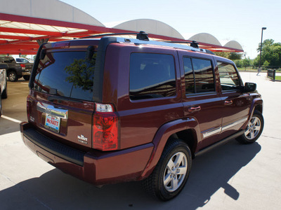 jeep commander 2008 dk  red suv limited gasoline 8 cylinders 4 wheel drive 5 speed with overdrive 76210