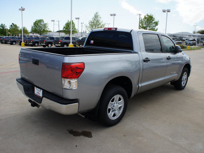 toyota tundra 2012 silver grade gasoline 8 cylinders 2 wheel drive automatic 76116