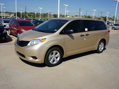 toyota sienna 2012 tan van 7 passenger gasoline 4 cylinders front wheel drive automatic 76116