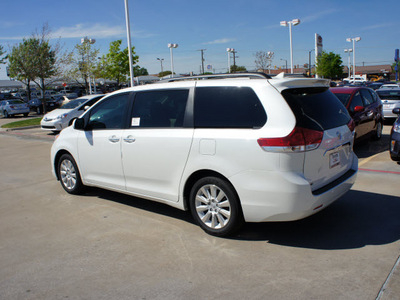 toyota sienna 2012 white van limited 7 passenger gasoline 6 cylinders front wheel drive automatic 76116