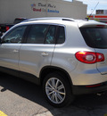 volkswagen tiguan 2010 silver suv gasoline 4 cylinders front wheel drive automatic 79925