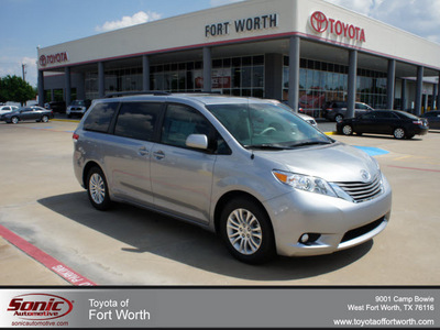 toyota sienna 2012 silver van xle 8 passenger gasoline 6 cylinders front wheel drive automatic 76116