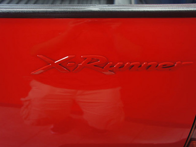 toyota tacoma 2006 red x runner v6 gasoline 6 cylinders rear wheel drive 6 speed manual 76116