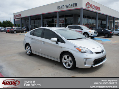 toyota prius 2012 silver hatchback five hybrid 4 cylinders front wheel drive automatic 76116