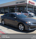 toyota camry 2012 gray sedan se gasoline 4 cylinders front wheel drive automatic 76116