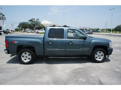 chevrolet silverado 1500 2007 lt  gray lt z71 8 cylinders 4 wheel drive automatic 78016