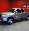 toyota tundra 2004 gray sr5 gasoline 8 cylinders 4 wheel drive automatic with overdrive 76116