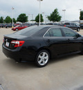 toyota camry 2012 black sedan se gasoline 4 cylinders front wheel drive automatic 76116