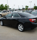 toyota camry 2012 black sedan se gasoline 4 cylinders front wheel drive automatic 76116