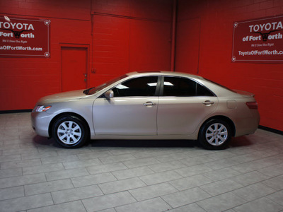 toyota camry 2008 tan sedan xle v6 gasoline 6 cylinders front wheel drive automatic 76116