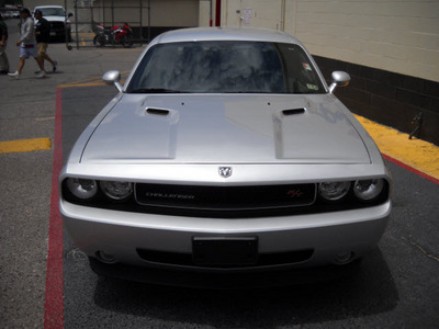 dodge challenger 2010 silver coupe r t gasoline 8 cylinders rear wheel drive standard 79925