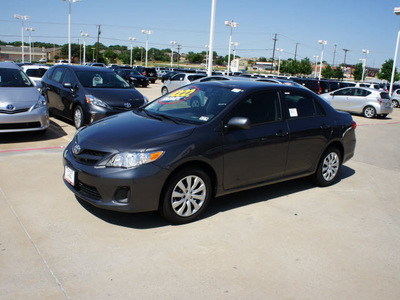 toyota corolla 2012 gray sedan le gasoline 4 cylinders front wheel drive automatic 76116