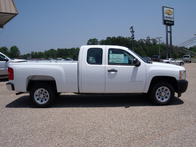 chevrolet silverado 1500 2012 white pickup truck work truck flex fuel 8 cylinders 2 wheel drive automatic 75672