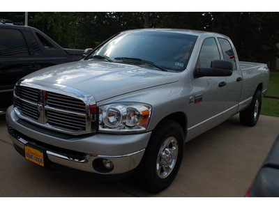 dodge ram pickup 2500 2009 silver pickup truck slt diesel 6 cylinders 2 wheel drive 6 speed manual 77340