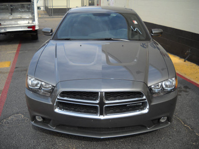 dodge charger 2011 gray sedan gasoline 6 cylinders rear wheel drive automatic 79925