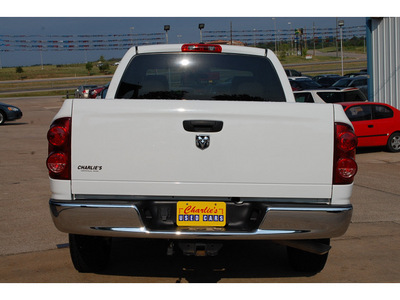 dodge ram pickup 2500 2009 white pickup truck st gasoline 8 cylinders 2 wheel drive automatic with overdrive 77340