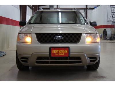 ford freestyle 2006 gold suv se gasoline 6 cylinders front wheel drive automatic 79110