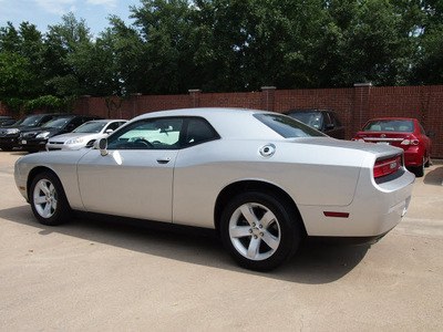 dodge challenger 2012 silver coupe flex fuel 6 cylinders rear wheel drive automatic 75080