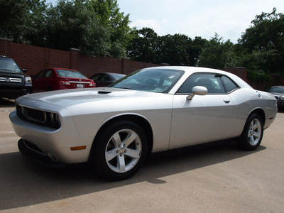 dodge challenger 2012 silver coupe flex fuel 6 cylinders rear wheel drive automatic 75080
