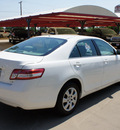 toyota camry 2011 white sedan le gasoline 4 cylinders front wheel drive automatic 76210