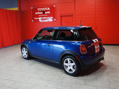 mini cooper 2007 dk  blue hatchback gasoline 4 cylinders front wheel drive automatic 76116