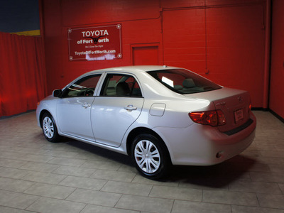 toyota corolla 2010 silver sedan le gasoline 4 cylinders front wheel drive automatic 76116