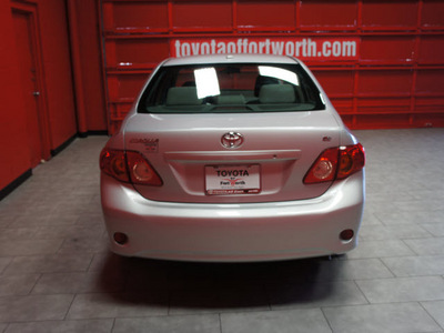 toyota corolla 2010 silver sedan le gasoline 4 cylinders front wheel drive automatic 76116