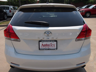 toyota venza 2009 white wagon fwd v6 gasoline 6 cylinders front wheel drive automatic 75080