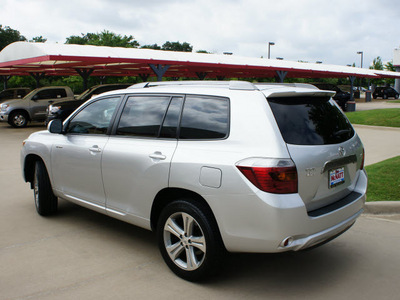 toyota highlander 2008 silver suv sport gasoline 6 cylinders front wheel drive 5 speed with overdrive 76210