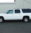 chevrolet suburban 2004 white suv 1500 lt gasoline 8 cylinders 4 wheel drive automatic 98371