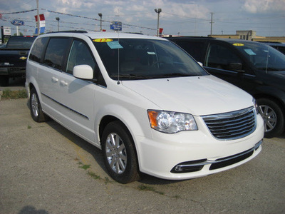 chrysler town and country 2012 white van touring flex fuel 6 cylinders front wheel drive 6 speed automatic 62863