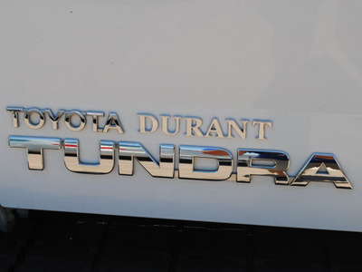 toyota tundra 2008 white sr5 gasoline 8 cylinders 2 wheel drive automatic 76087