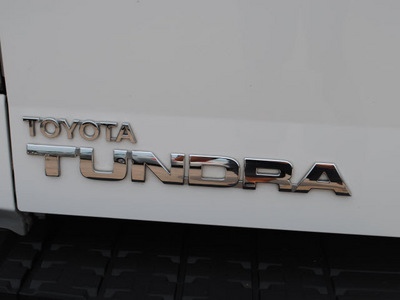 toyota tundra 2008 white sr5 gasoline 8 cylinders 2 wheel drive automatic 76087