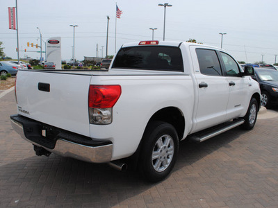 toyota tundra 2008 white sr5 gasoline 8 cylinders 2 wheel drive automatic 76087