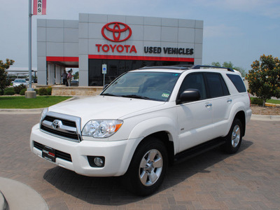 toyota 4runner 2008 white suv sr5 gasoline 6 cylinders 2 wheel drive automatic 76087