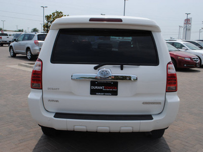 toyota 4runner 2008 white suv sr5 gasoline 6 cylinders 2 wheel drive automatic 76087