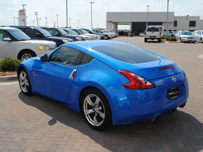 nissan 370z 2009 blue coupe gasoline 6 cylinders rear wheel drive automatic 76087