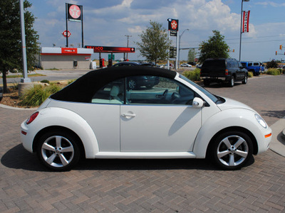 volkswagen new beetle 2007 white gasoline 5 cylinders front wheel drive automatic 76087