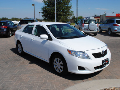 toyota corolla 2010 white sedan le gasoline 4 cylinders front wheel drive automatic 76087