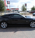 ford mustang 2010 black coupe gt gasoline 8 cylinders rear wheel drive 5 speed manual 76087