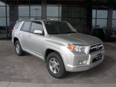 toyota 4runner 2012 silver suv sr5 gasoline 6 cylinders 2 wheel drive automatic 76087