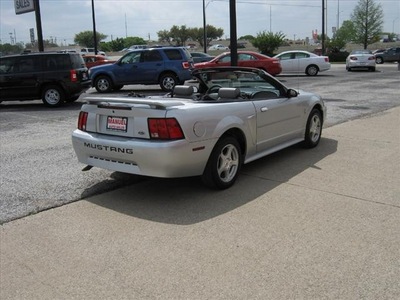 ford mustang 2003 silver deluxe gasoline 6 cylinders rear wheel drive automatic 75080