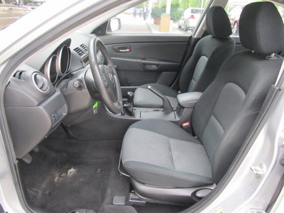 mazda mazda3 2008 silver sedan gasoline 4 cylinders front wheel drive not specified 77099