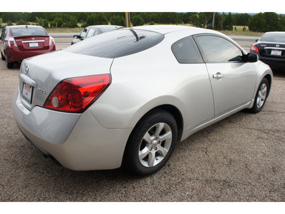 nissan altima 2008 silver coupe 2 5 s gasoline 4 cylinders front wheel drive automatic 76543