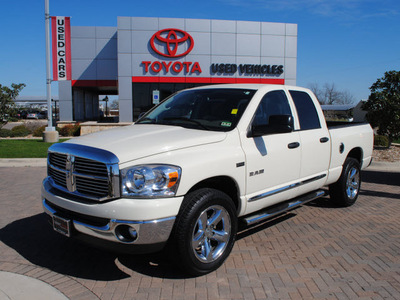 dodge ram pickup 1500 2008 white pickup truck gasoline 8 cylinders rear wheel drive automatic with overdrive 76087